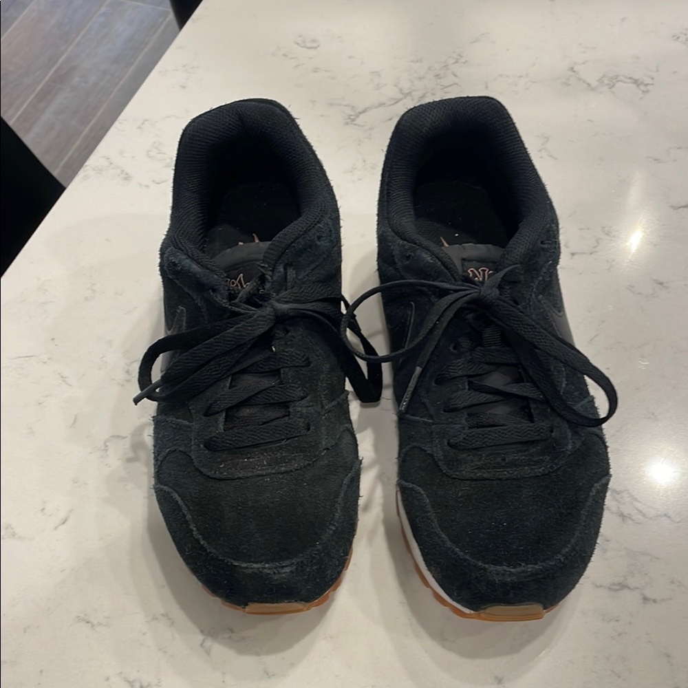 Nike Black Sneakers Suede